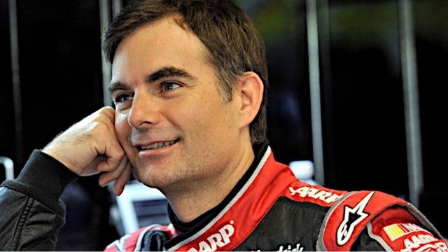 Retired NASCAR champion Jeff Gordon to drive in Rolex 24