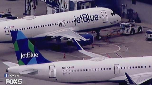 Passengers cheer when babies cry on JetBlue flight