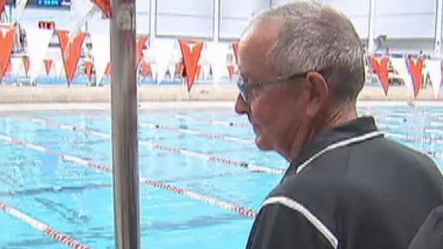 UT associate head swimming coach Kris Kubik announces retirement