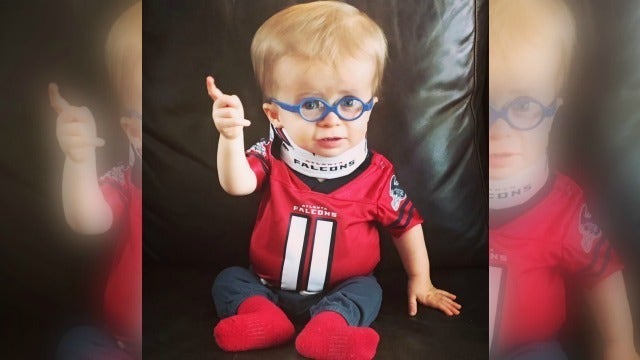 Toddler with rare form of dwarfism says 'rise up'