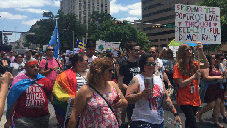 2017-Texas-Equality-March_1497210152034.gif
