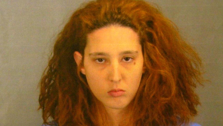 Amanda Hamm stood and watched as her boyfriend drowed her three kids in an Illinois lake-404023