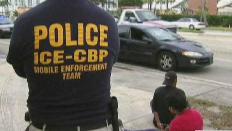 FOX_7_Debate__Trump_s_immigration_plans_0_20170223032845