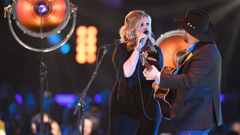 GETTY Garth Brooks and Trisha Yearwood_1553463457119.jpg.jpg