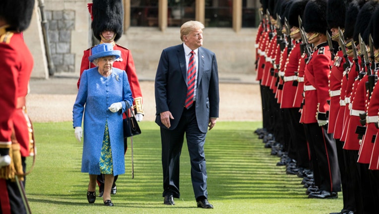 8d0f6d0f-GETTY Trump and the Queen-404023