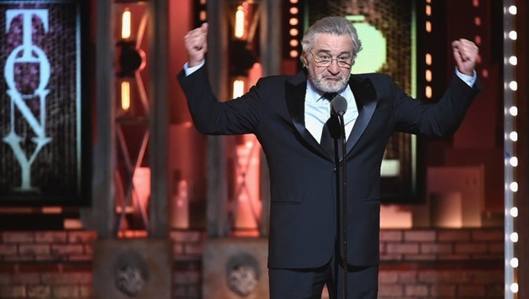 GETTY_robert_de_niro_trump_tonys_061118-401096
