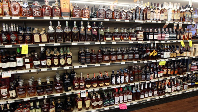 Liquor store shelves GETTY-409650