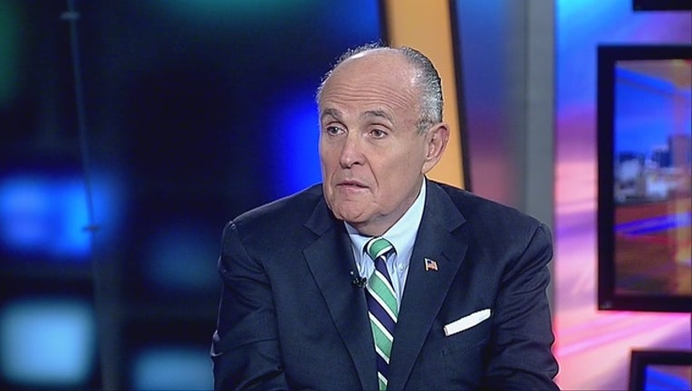 Giuliani___Cop_s_Mother__Bring_Back_Stop_0_20151022121440-402970