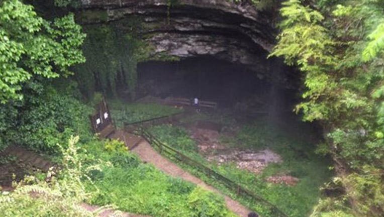 Kentucky-cave_1464300230639.jpg