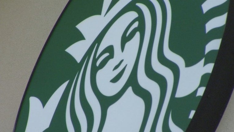 4db515d7-P STARBUCKS HIDDEN CAMERA 10P _00.00.34.15_1524198064821.png-404959-404959-404959.jpg