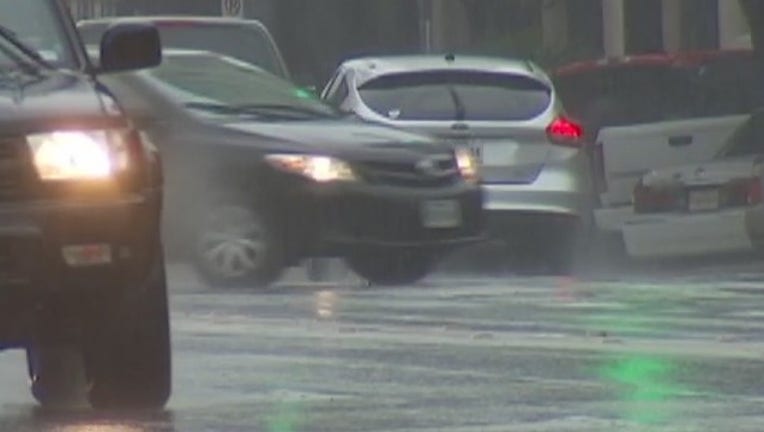 Rainy_commute_for_Austinites_Monday_morn_1_20160815181109