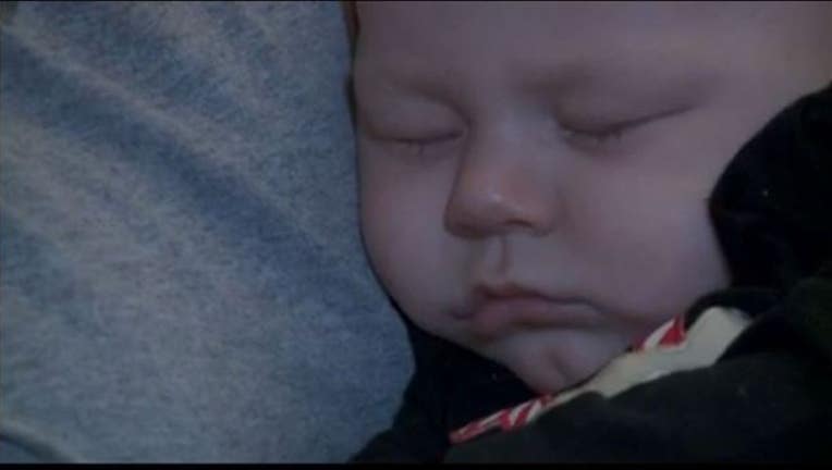4d37b162-StrangerHelpsBaby_1451238582787-405538.JPG