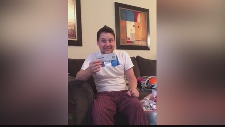 Teens_pulls_brutal_prank_on_dad_0_20151229132226-404023