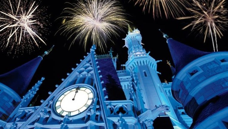 WDW news_new years eve at magic kingdom_123118_1546283395726.png-402429.jpg