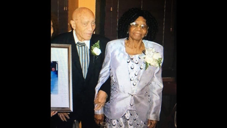 Waldiman and Ethlin Thompson_1507807257384-402970.jpg