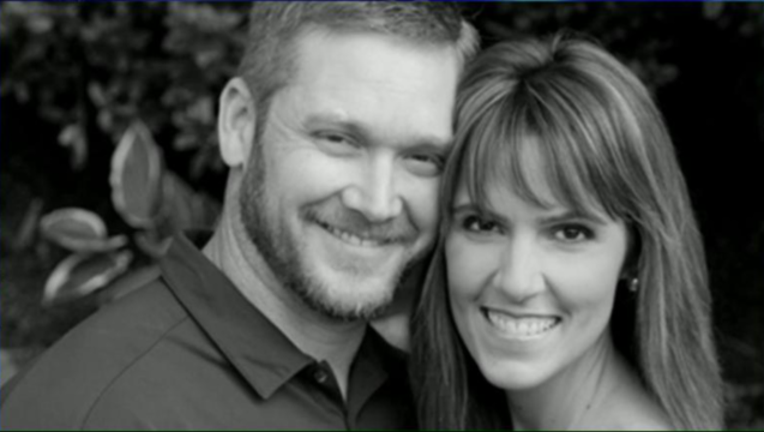 chris and taya kyle_1460155527768-408795.png