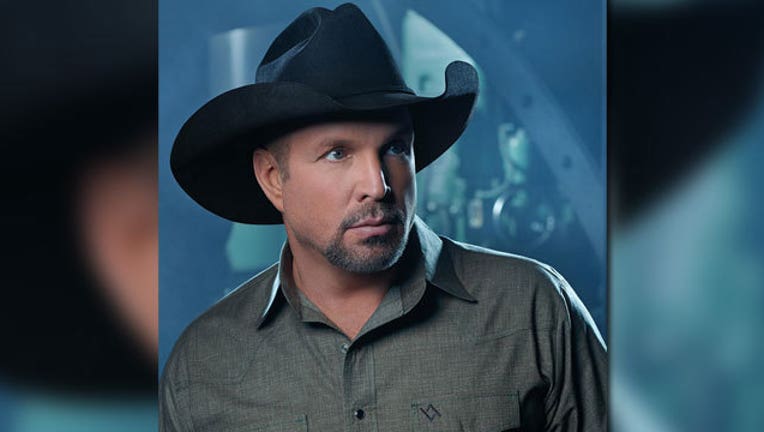 garthbrooks_1464097427327.jpg