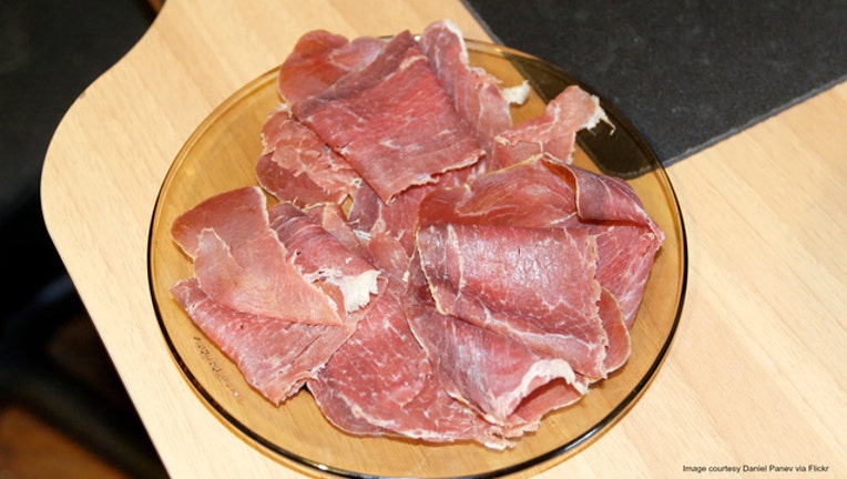Horse meat stock photo by Daniel Panev via flickr-404023