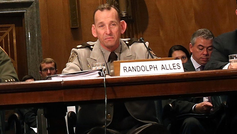 GETTY Randolph Alles 4819-401720