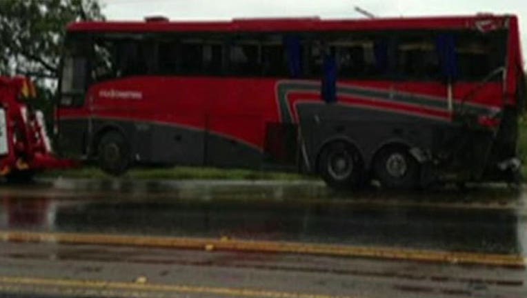 south-texas-bus-crash_1463277488782.jpg