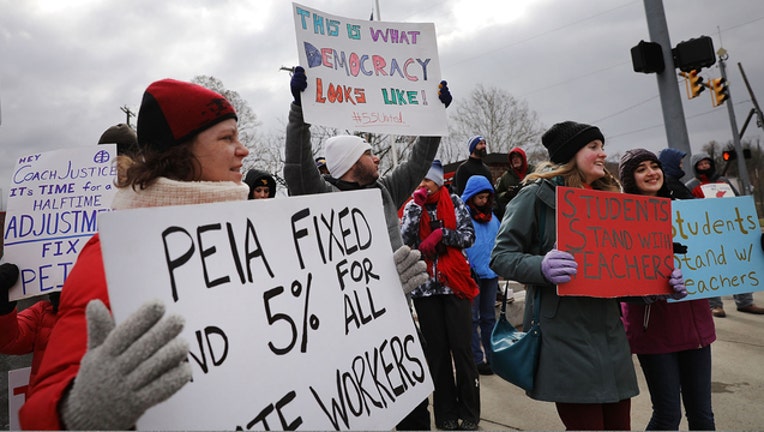 West Virginia teacher strike (GETTY IMAGES)-401720