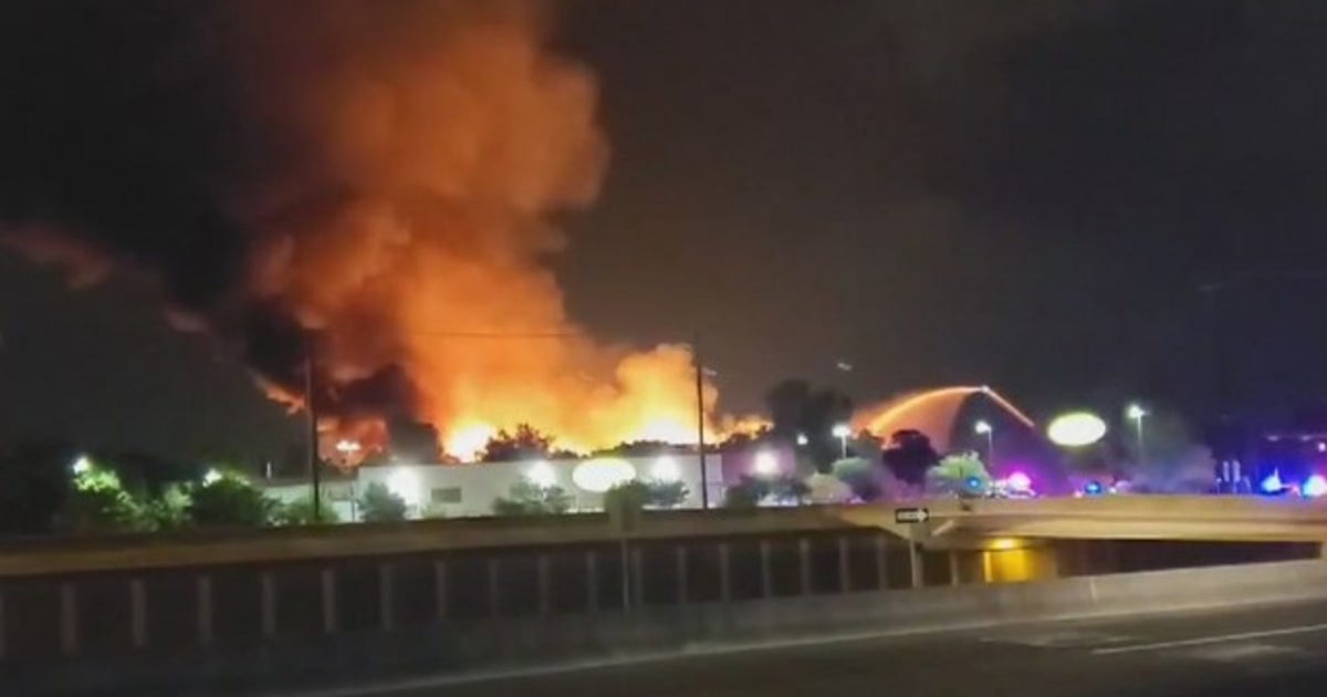 All occupants safe following large fire in South Austin | FOX 7 Austin