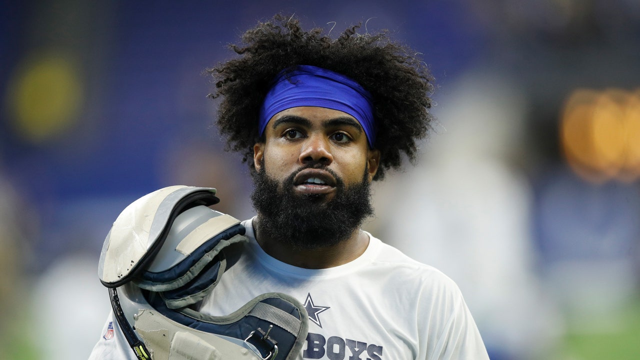Cowboys RB Zeke Elliott reportedly considering training camp hold out over new contract