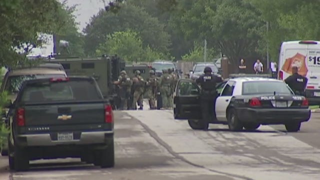 Active shooter call at South Austin Walmart turns out to be false report