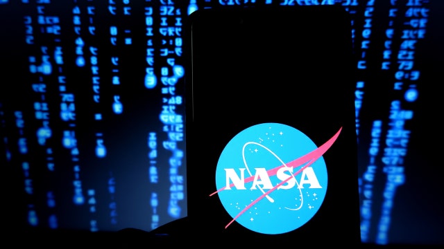 NASA says 1969 moon landing lab to be demolished next year