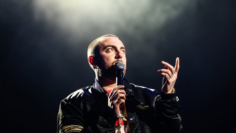 LOS ANGELES, CA - OCTOBER 28: Mac Miller performs on the Camp Stage during day 1 of Camp Flog Gnaw Carnival 2017 at Exposition Park on October 28, 2017 in Los Angeles, California. (Photo by Rich Fury/Getty Images)