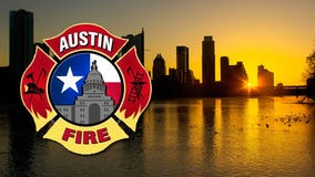 Austin firefighter stabbed while putting out fires along I-35