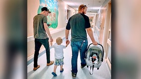 Mom shares photo of ex-partner, fiancé to encourage co-parenting