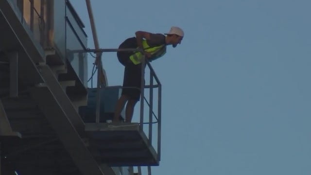 Man arrested for climbing South Congress construction crane had meth on him