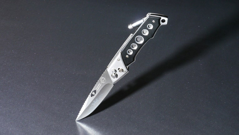 0c8dba49-Knife_1531000325766-404959.jpg