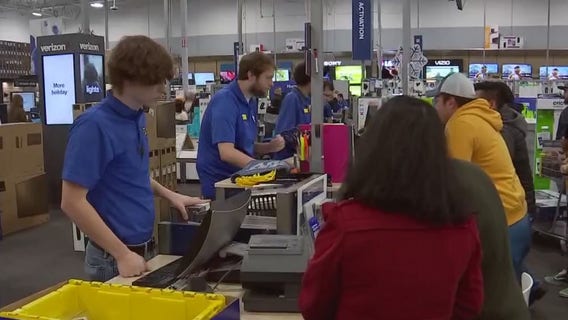 Holiday shopping begins at East Austin Best Buy
