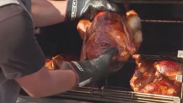 Operation Turkey volunteers prep to feed thousands on Thanksgiving Day