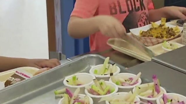Pflugerville ISD changes school lunch policy after parent witnesses child being "lunch shamed"