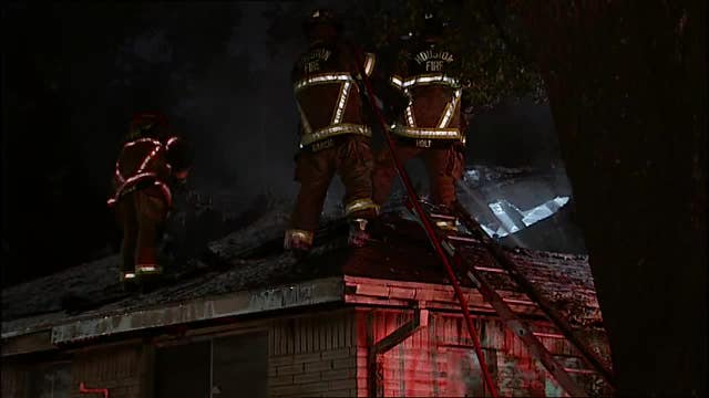 Dog dies in house fire caused by space heater in northeast Houston