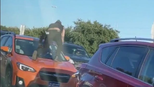 Man who jumped on cars in South Austin released from jail within hours