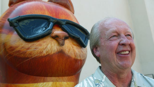 Garfield cartoonist Jim Davis selling off 11,000 original comic strips, starting at about $500