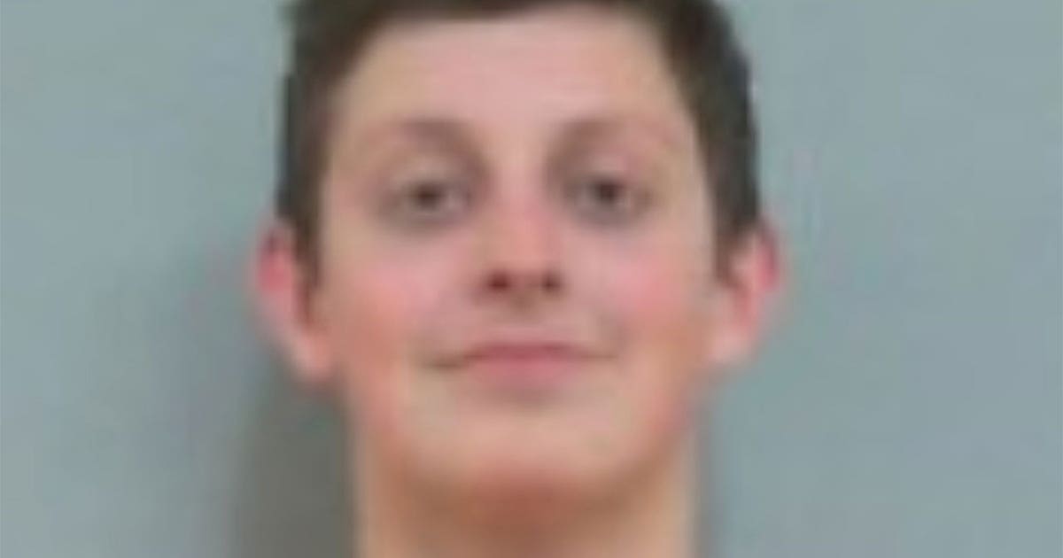 Teen accused of killing mother, twin 13-year-old brothers | FOX 7 Austin