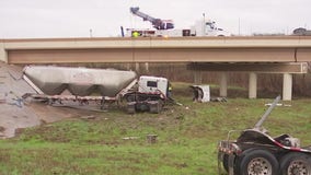 18-wheeler goes over bridge in southeast Travis County, shuts down SH 130 for hours