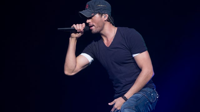 South Texas city paid singer Enrique Iglesias almost $500K for 2015 holiday concert
