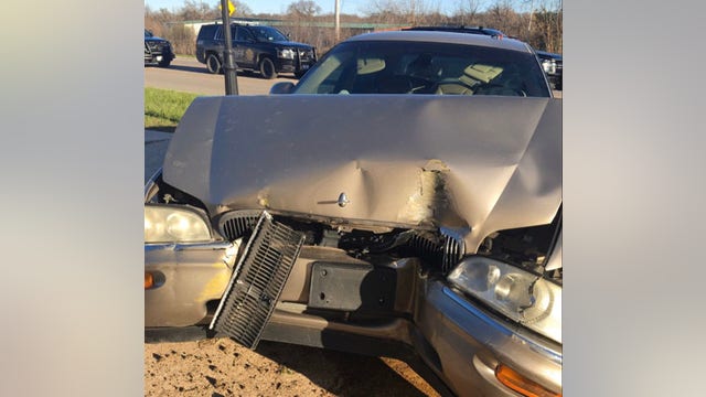 Two men crash car in Round Rock while fleeing from WilCo police
