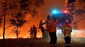 20 firefighters return to SoCal after battling raging fires in Australia