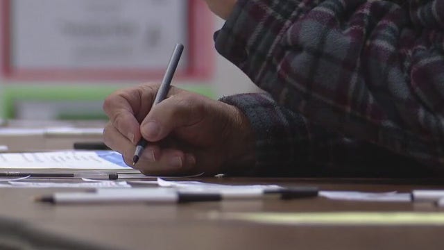 Travis County sees record breaking turnout for early voting