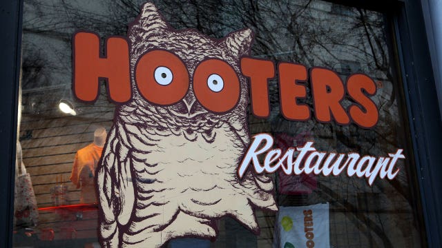 Hooters will give single people free wings if they shred a photo of an ex for Valentine’s Day