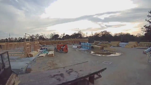 Video catches thieves stealing $10K worth of lumber from South Austin construction site