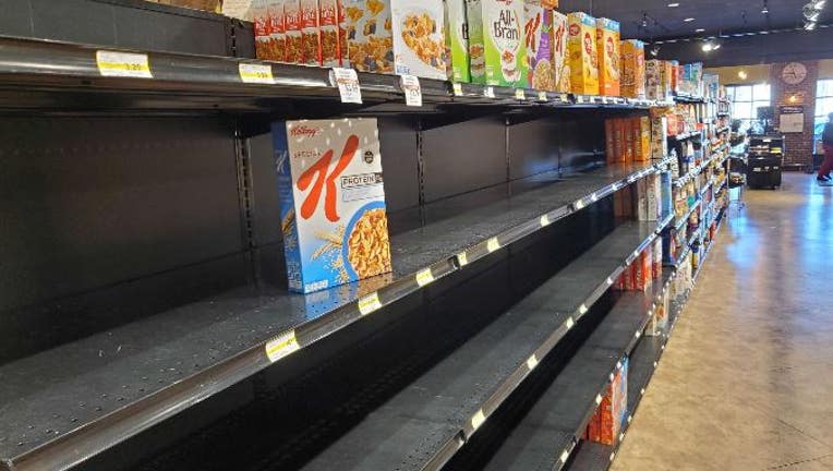 minnesota grocery store empty shelves