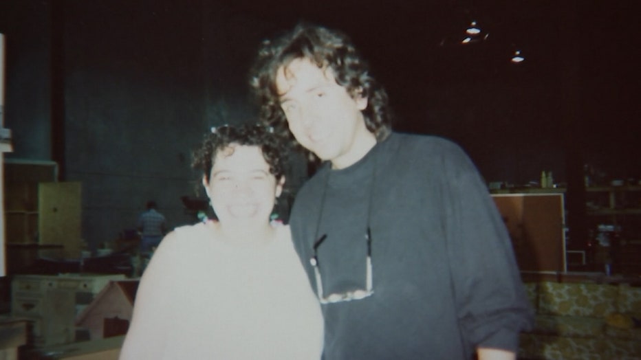 P-EDWARD-SCISSORHANDS-ANNIVERSARY-10_WTVTea54_146.mxf_.00_00_48_53.Still005.jpg